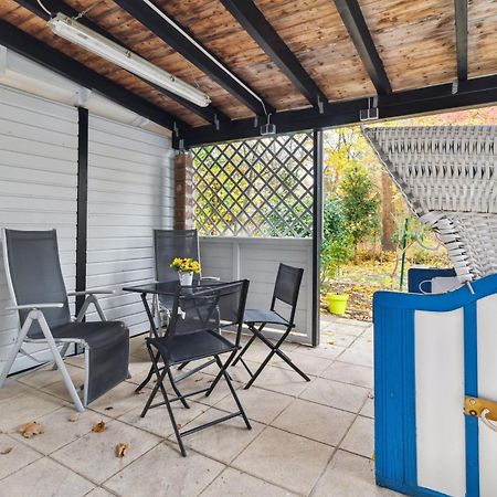 Vorstadtoase Fuer 2 - Netflix, Parkplatz, Naehe Ber, Queensize-Bett Eichwalde Exterior photo